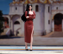 Load image into Gallery viewer, 1:24 Painted Figure Model Miniature Resin Diorama Sexy Red Dress Lady Woman Sand
