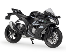 Load image into Gallery viewer, WELLY 1:18 2017 Ninja ZX10-RR Racing Sport Model Diecast Metal Motorcycle

