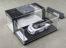 Load image into Gallery viewer, Karium 1:64 White Mission R Sports Model Diecast Metal Car New Collection
