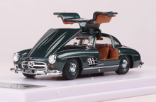 Load image into Gallery viewer, BSC 1:64 Green 1955 300SL Coupe Sport Classic Model Diecast Metal Car New Collection
