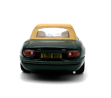 Load image into Gallery viewer, 1:76 Green MX5 Miata Classic Sports Model Diecast Metal Car New Collection
