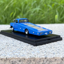 Load image into Gallery viewer, SW 1:64 D300 Ramp Truck Diecast Model Metal Car Box
