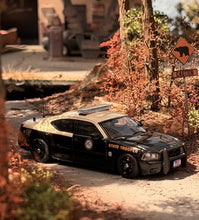 Load image into Gallery viewer, Rollin 1:64 FHP Florida Charger Police Sports Model Diecast Metal Car New Collection
