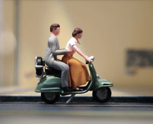 Load image into Gallery viewer, 1:64 Painted Unpainted Figure Model Miniature Resin Diorama Toy Roman Holiday New
