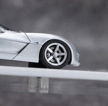 Load image into Gallery viewer, 1:64 HEC MK Silver C7 Stingray Concept Sports Model Diecast Resin Car New Collection
