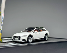 Load image into Gallery viewer, Masdi 1:64 White A6 Allroad Wagon Sports Model Diecast Metal Car New Collection
