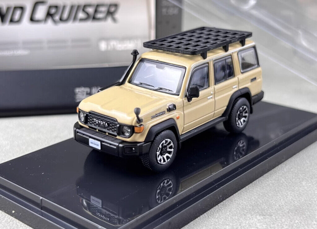 Model1 1:64 Yellow Land Cruiser LC70 ORV Off Road Model Metal Diecast Car New Collection