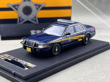 Load image into Gallery viewer, Rollin 1:64 Oregon Police OSP CV CROWN VICTORIA Model Diecast Metal Car New Collection
