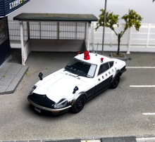 Load image into Gallery viewer, Inno 1:64 JDM FAIRLADY 240ZG HS30 JP Police Sports Model Diecast Metal CarNew
