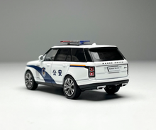 Load image into Gallery viewer, Masdi 1:64 White Police Range Rover SUV Sports Model Diecast Metal Car New Collection
