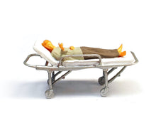 Load image into Gallery viewer, 1:64 Painted Figure Mini Model Miniature Resin Diorama Emergency Nurse Patient
