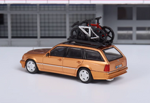 Load image into Gallery viewer, Mortal 1:64 Gold S124 E300 Wagon Roof Bike Model Diecast Metal Car New
