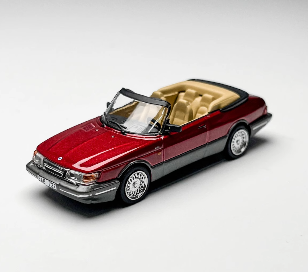 Tarmac 1:64 Red SAAB 900 Turbo Convertible Sports Model Diecast Metal Car New Collection