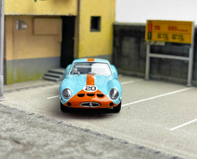 Load image into Gallery viewer, MINIDREAM 1:64 250 GTO GULF Classic Racing Sports Model Diecast Metal Car
