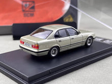 Load image into Gallery viewer, DCM 1:64 Gold E34 5-Series Sedan Classic Sports Model Diecast Metal Car New Collection
