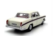 Load image into Gallery viewer, 1:76 White Austin Cambridge Sedan Classic Model Diecast Metal Car New Collection
