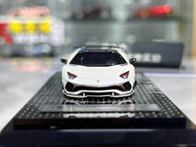 Load image into Gallery viewer, YM 1:64 White Aventador S LP740-4 Sports Model Diecast Resin Car New Collection
