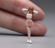 Load image into Gallery viewer, 1:64 Painted Figure Model Miniature Resin Diorama Sand Toy Headset Pinky Girl
