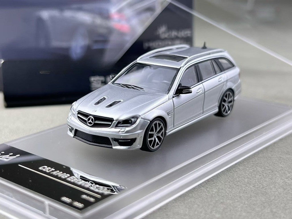 King 1:64 Silver C63 AMG Estate S204 W204 Wagon Model Diecast Metal Car New Collection