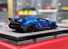 Load image into Gallery viewer, DMH 1:64 Blue Veneno Super Racing Sports Model Diecast Resin Car New Collection
