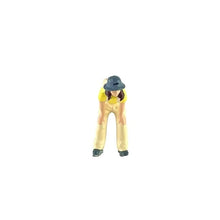 Load image into Gallery viewer, 1:64 Painted Figure Model Miniature Resin Diorama Sand Outdoor Hiking Sport Set
