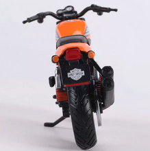 Load image into Gallery viewer, Maisto 1:18 Orange 2011 XR1200X Motorcycle Bike Sports Model Diecast ABS New Collection

