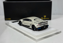 Load image into Gallery viewer, Onemodel 1:64 Pearl White LP610 Huracan LB Sports Model Diecast Resin Car New Collection
