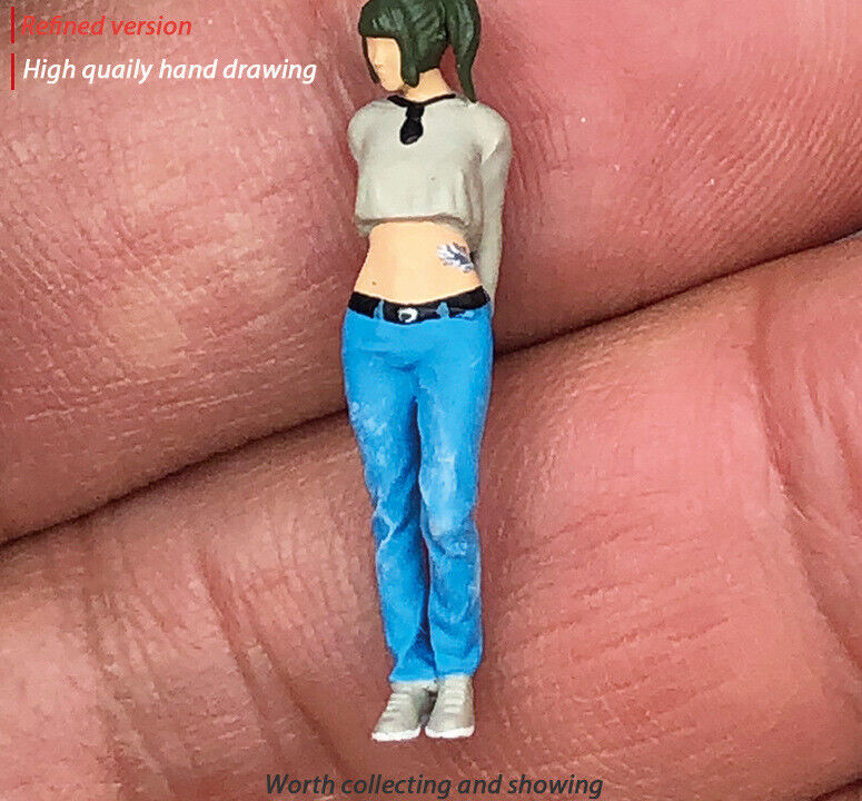 1:64 Painted Figure Mini Model Miniature Resin Diorama Sand Trendy Tattoo Girl B