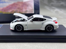 Load image into Gallery viewer, FUJI 1:64 White JDM Fairelady 370Z RZ34 Sports Model Diecast Metal Car New Collection
