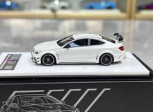 Load image into Gallery viewer, 1:64 BZMW White C63 AMG Black Series Coupe Sports Model Diecast Resin Car New Collection
