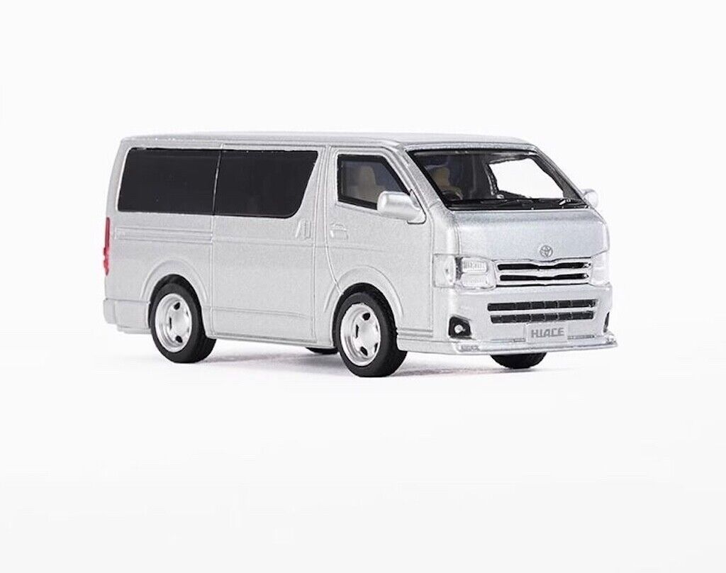 Masdi 1:64 2010 Silver Hiace Mini Van MPV Sports Model Diecast Metal Car New Collection