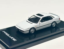 Load image into Gallery viewer, HobbyJapan 1:64 White Early Prelude BA5 Si TCV Model Diecast Metal Car New Collection
