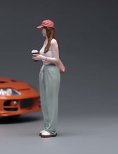Load image into Gallery viewer, 1:24 Painted Figure Model Miniature Resin Diorama Cap Lady Girl Holding Coffee
