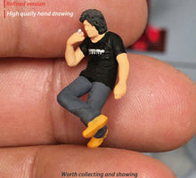 Load image into Gallery viewer, 1:64 Painted Figure Mini Model Miniature Resin Diorama Sofa Smoking Man Talking
