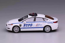 Load image into Gallery viewer, 1:64 596 White Mondeo Responder Hybrid Police Model Diecast Metal Car New Collection
