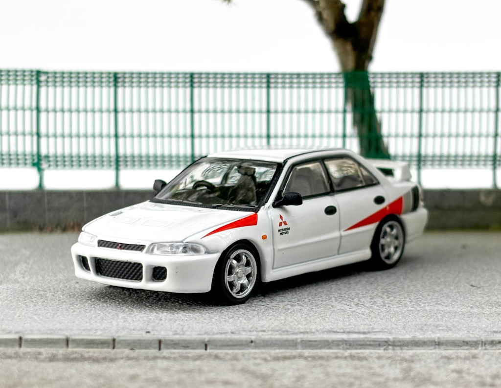 Tarmac 1:64 White Lancer RS EVO Evolution Sports Model Diecast Metal Car New Collection
