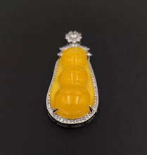 Load image into Gallery viewer, Nature Jade Fortune Beans Pendant Necklace Gift Jewelry charm Blessing Lucky b
