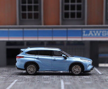 Load image into Gallery viewer, LCD 1:64 Toyota Highlander SUV Sports Model Toy Diecast Metal Car Box
