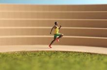 Load image into Gallery viewer, 1:64 Painted Figure Model Miniature Resin Diorama Track And Field Athlete Runner
