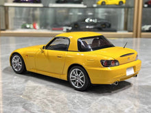 Load image into Gallery viewer, MH 1:18 Yellow JDM S2000 AP2 Sports F22C Engine Model Diecast Metal Car New Collect
