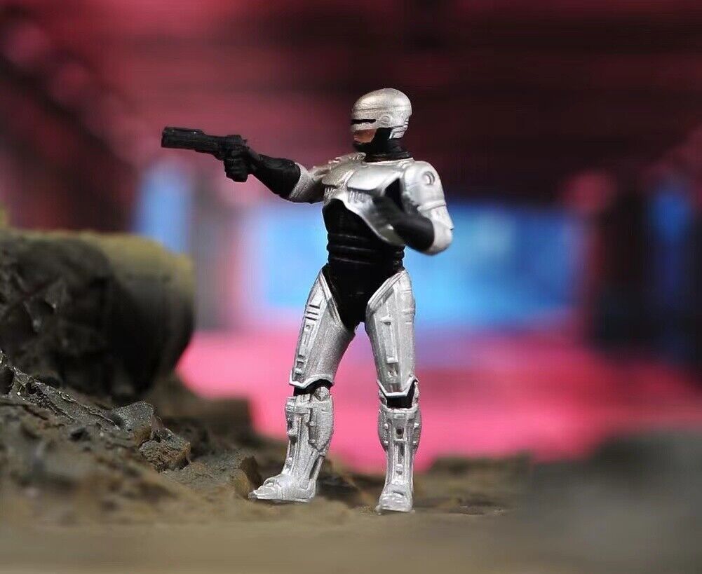 1:64 Painted Figure Model Miniature Resin Diorama Sand Mechanical Warmen Police Collection