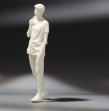 Load image into Gallery viewer, 1:64 Painted Unpainted Figure Model Miniature Resin Diorama Sand White Tee Man
