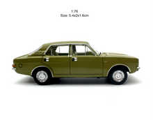 Load image into Gallery viewer, 1:76 1972 Green Morris Marina Sedan Sports Model Diecast Metal Car New Collection
