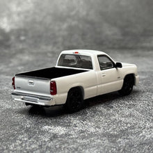 Load image into Gallery viewer, Para 1:64 White Silverado Single Cab Pickup Truck Model Diecast Metal Car New Collection
