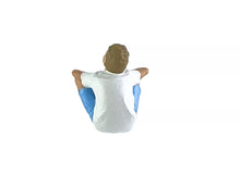Load image into Gallery viewer, 1:64 Painted Figure Mini Model Miniature Resin Diorama Set Father Son Cafe Scene
