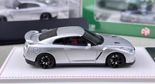 Load image into Gallery viewer, FH 1:64 Silver JDM Skyline GTR R35 Racing Sports Model Diecast Metal Car New Collection
