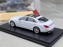 Load image into Gallery viewer, King 1:64 White S65L AMG W222 V12 Sedan Sports Model Diecast Metal Car New Collection
