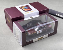 Load image into Gallery viewer, Rollin 1:64 Minnesota MNPD Police CV CROWN VICTORIA Model Diecast Metal Car
