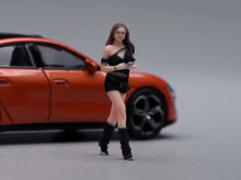 Load image into Gallery viewer, 1:64 Painted Figure Model Miniature Resin Diorama Toy Sand Sexy Walking Beauty
