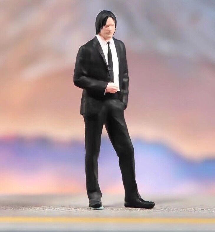 1:64 Painted Figure Model Miniature Resin Diorama Sand Man In Black Suit Dog Toy Collection